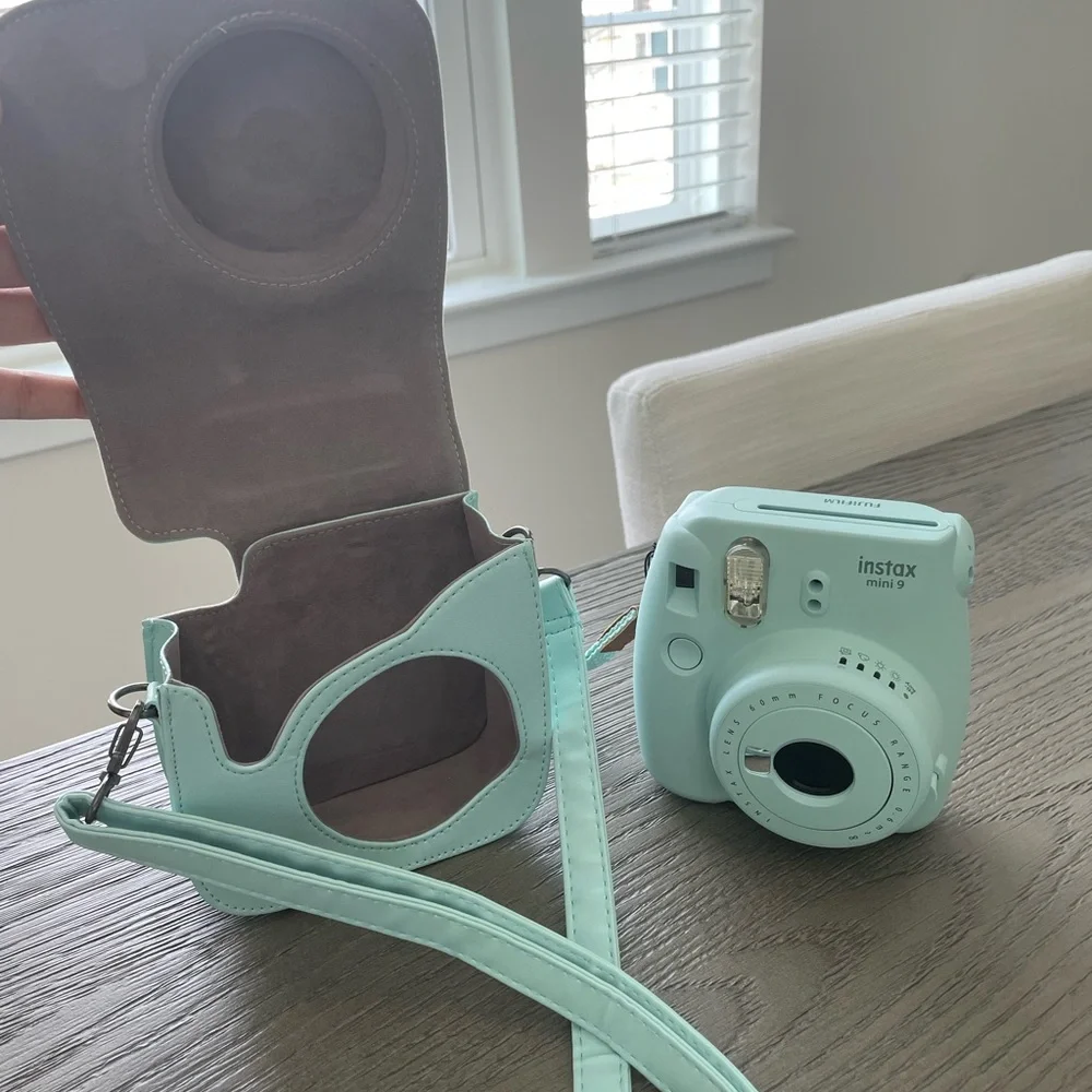 Fujifilm Instax Mini 9 Instant Camera - Mint Green